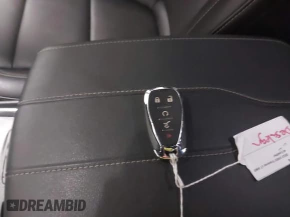 ✅ 2022 Chevrolet Traverse LT • VIN: 1GNEVHKW3NJ124361 • Lot: 41033053. Wystawiony na IAAI z przebiegiem 27 869 mil. Bezpłatny archiwum sprzedaży aukcyjnych z USA i szczegółowy raport historii pojazdu na DreamBid. Zdjęcie 11.