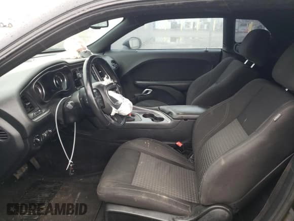 ✅ 2016 Dodge Challenger SXT Plus • VIN: 2C3CDZAG2GH149182 • Lot: 35986563. Wystawiony na Copart z przebiegiem 65 660 mil. Bezpłatny archiwum sprzedaży aukcyjnych z USA i szczegółowy raport historii pojazdu na DreamBid. Zdjęcie 7.