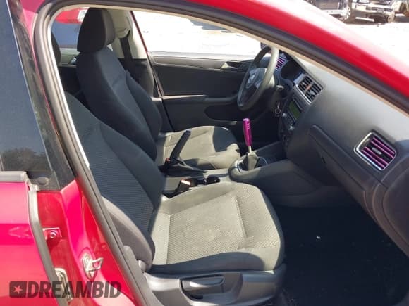 ✅ 2012 Volkswagen Jetta S • VIN: 3VW1K7AJ3CM343852 • Lot: 42243800. Listed on IAAI with 140,774 mi. Free auction sales archive from the USA and detailed vehicle history report at DreamBid. Image 5.