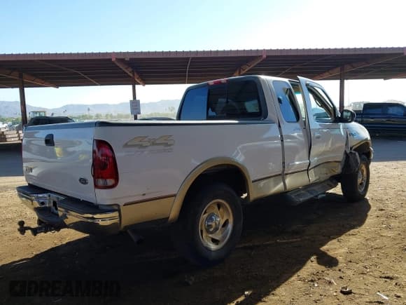 ✅ 2000 Ford F-150 XL • VIN: 1FTRX18L4YKA04737 • Лот: 43666752. Опубликован ранее на IAAI с пробегом 145 773 миль. Бесплатный доступ к архиву аукционных продаж из США и подробный отчёт об истории автомобиля на DreamBid. Изображение 4.