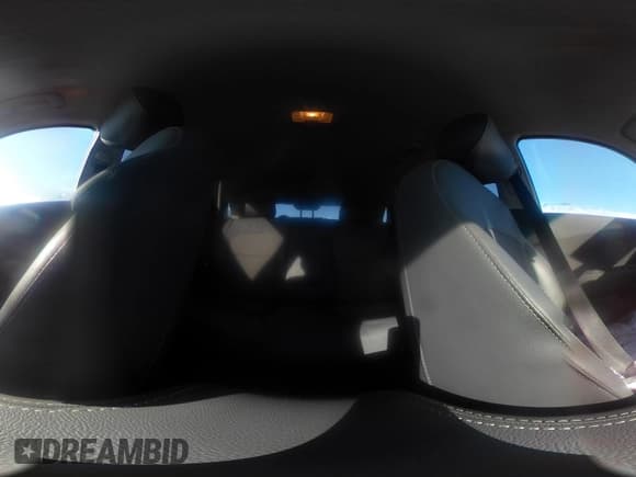 ✅ 2019 Kia Niro EX • VIN: KNDCC3LC0K5324115 • Lot: 43212710. Wystawiony na IAAI z przebiegiem 19 412 mil. Bezpłatny archiwum sprzedaży aukcyjnych z USA i szczegółowy raport historii pojazdu na DreamBid. Zdjęcie 20.