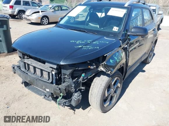 ✅ 2021 Hyundai Venue SEL • VIN: KMHRC8A31MU085088 • Lot: 41904939. Listed on IAAI with 72,719 mi. Free auction sales archive from the USA and detailed vehicle history report at DreamBid. Image 6.