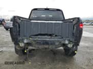 ✅ 2022 Rivian R1T Launch Edition • VIN: 7FCTGAAL4NN003172 • Lot: 48696325. Wystawiony na Copart z przebiegiem 38 663 mil. Bezpłatny archiwum sprzedaży aukcyjnych z USA i szczegółowy raport historii pojazdu na DreamBid. Zdjęcie 6.