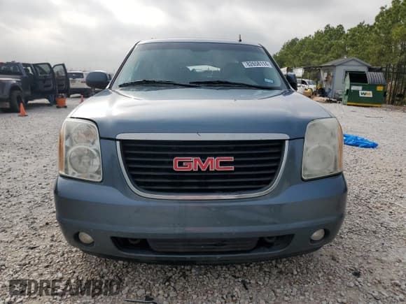 ✅ 2010 GMC Yukon XL SLT • VIN: 1GKUCKE05AR268119 • Lot: 82658114. Listed on Copart with Not provided. Free auction sales archive from the USA and detailed vehicle history report at DreamBid. Image 5.