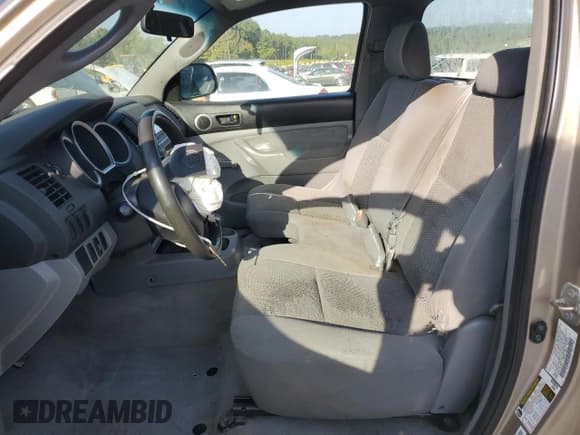 ✅ 2008 Toyota Tacoma • VIN: 5TEPX42N78Z563763 • Lot: 81248025. Wystawiony na Copart z przebiegiem 203 991 mil. Bezpłatny archiwum sprzedaży aukcyjnych z USA i szczegółowy raport historii pojazdu na DreamBid. Zdjęcie 7.