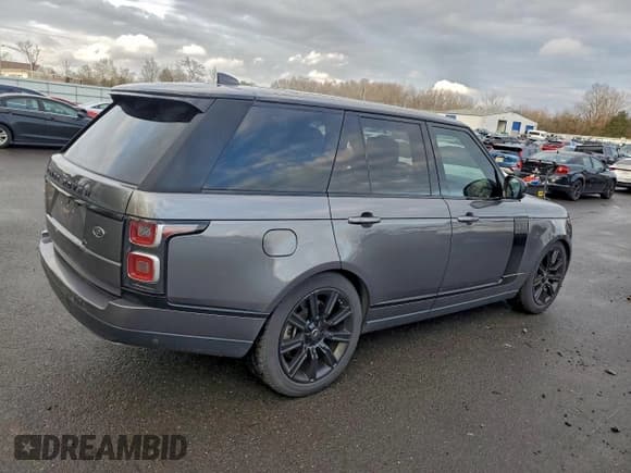 ✅ 2018 Land Rover Range Rover HSE • VIN: SALGS2SV9JA515418 • Lot: 93394755. Listed on Copart with 69,008 mi. Free auction sales archive from the USA and detailed vehicle history report at DreamBid. Image 3.