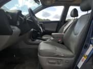 ✅ 2007 Toyota RAV4 Limited • VIN: JTMZK31V075010716 • Lot: 83769335. Wystawiony na Copart z przebiegiem 221 139 mil. Bezpłatny archiwum sprzedaży aukcyjnych z USA i szczegółowy raport historii pojazdu na DreamBid. Zdjęcie 7.