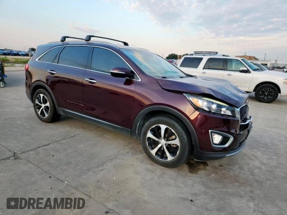 ✅ 2017 Kia Sorento EX • VIN: 5XYPH4A50HG302922 • Lot: 70353105. Wystawiony na Copart z przebiegiem 152 561 mil. Bezpłatny archiwum sprzedaży aukcyjnych z USA i szczegółowy raport historii pojazdu na DreamBid. Zdjęcie 4.