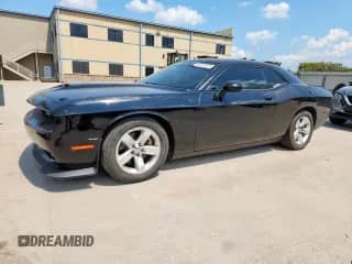 2017 Dodge Challenger R/T с VIN 2C3CDZBTXHH598011, выставлен на аукционе Copart как лот 69449055 с пробегом 75 343 миль миль и Чистый • Clean title. История ставок и продаж доступна на DreamBid. Изображение 1.