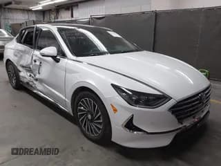 ✅ 2021 Hyundai Sonata Limited • VIN: KMHL54JJ7MA017418 • Lot: 42816957. Listed on IAAI with 53,047 mi. Free auction sales archive from the USA and detailed vehicle history report at DreamBid. Image 1.