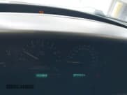 ✅ 2000 Chrysler Voyager SE • VIN: 1C4GJ44G0YB631650 • Lot: 42619366. Wystawiony na IAAI z przebiegiem 195 363 mil. Bezpłatny archiwum sprzedaży aukcyjnych z USA i szczegółowy raport historii pojazdu na DreamBid. Zdjęcie 7.