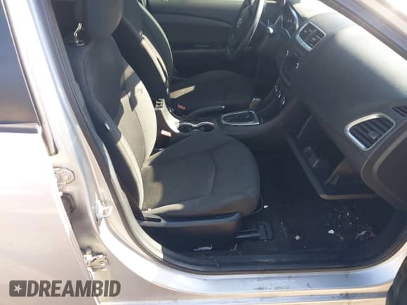 ✅ 2012 Dodge Avenger SE • VIN: 1C3CDZAB4CN269975 • Лот: 43508908. Опубликован ранее на IAAI с пробегом 146 853 миль. Бесплатный доступ к архиву аукционных продаж из США и подробный отчёт об истории автомобиля на DreamBid. Изображение 5.