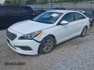 2016 Hyundai Sonata SE с VIN 5NPE24AF5GH323371, выставлен на аукционе IAAI как лот 43313116 с пробегом 110 493 миль миль и . История ставок и продаж доступна на DreamBid. Изображение 2.