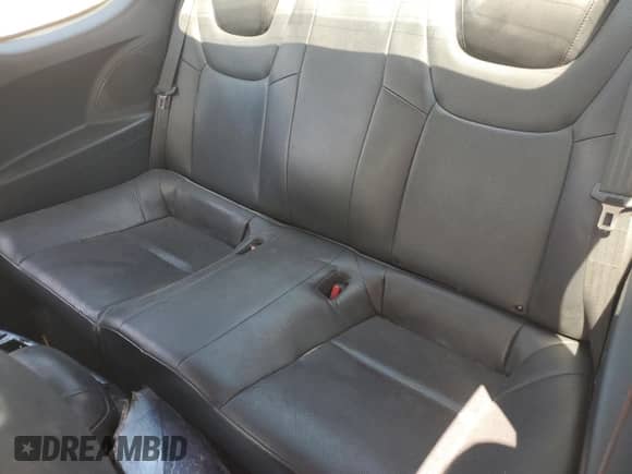 2012 Hyundai Genesis Coupe Grand Touring с VIN KMHHU6KH6CU072438, выставлен на аукционе Copart как лот 52910985 с пробегом Не указан миль и Списание • Salvage title. История ставок и продаж доступна на DreamBid. Изображение 10.