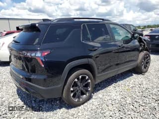 ✅ 2025 Chevrolet Equinox FWD RS • VIN: 3GNAXLEG1SL176768 • Lot: 69247245. Wystawiony na Copart z przebiegiem 13 153 mil. Bezpłatny archiwum sprzedaży aukcyjnych z USA i szczegółowy raport historii pojazdu na DreamBid. Zdjęcie 3.