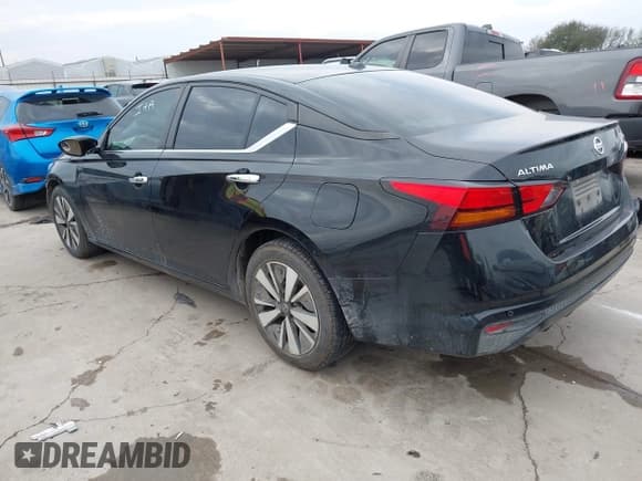 ✅ 2021 Nissan Altima SV • VIN: 1N4BL4DV3MN358009 • Lot: 43842006. Wystawiony na IAAI z przebiegiem 128 455 mil. Bezpłatny archiwum sprzedaży aukcyjnych z USA i szczegółowy raport historii pojazdu na DreamBid. Zdjęcie 3.