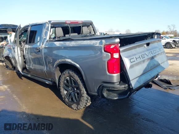 ✅ 2021 Chevrolet Silverado 1500 LT Trail Boss • VIN: 1GCPYFEL1MZ313184 • Lot: 41466786. Wystawiony na IAAI z przebiegiem 87 381 mil. Bezpłatny archiwum sprzedaży aukcyjnych z USA i szczegółowy raport historii pojazdu na DreamBid. Zdjęcie 3.