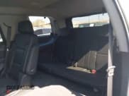 ✅ 2020 Chevrolet Tahoe Premier • VIN: 1GNSKCKJ4LR280863 • Lot: 43518429. Wystawiony na IAAI z przebiegiem 103 068 mil. Bezpłatny archiwum sprzedaży aukcyjnych z USA i szczegółowy raport historii pojazdu na DreamBid. Zdjęcie 22.