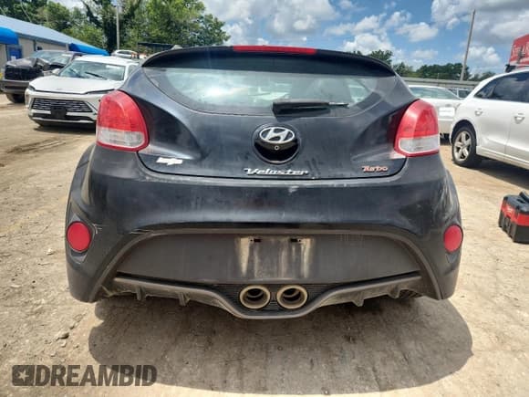 ✅ 2016 Hyundai Veloster Turbo R-Spec • VIN: KMHTC6AEXGU302833 • Lot: 63877805. Wystawiony na Copart z przebiegiem 37 971 mil. Bezpłatny archiwum sprzedaży aukcyjnych z USA i szczegółowy raport historii pojazdu na DreamBid. Zdjęcie 6.