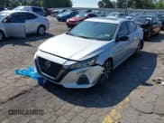 ✅ 2021 Nissan Altima SR • VIN: 1N4BL4CV6MN364579 • Lot: 42801448. Wystawiony na IAAI z przebiegiem 104 460 mil. Bezpłatny archiwum sprzedaży aukcyjnych z USA i szczegółowy raport historii pojazdu na DreamBid. Zdjęcie 17.