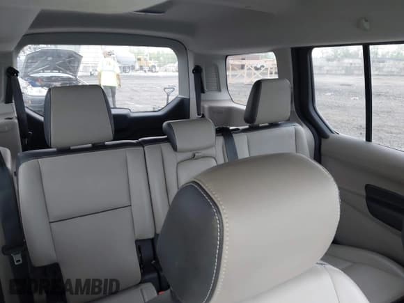 ✅ 2014 Ford Transit Connect XLT • VIN: NM0GE9F77E1159394 • Lot: 42103501. Listed on IAAI with 67,072 mi. Free auction sales archive from the USA and detailed vehicle history report at DreamBid. Image 8.