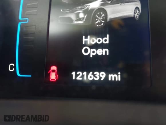 ✅ 2017 Chrysler Pacifica Touring L • VIN: 2C4RC1BG1HR753052 • Лот: 42102687. Опубликован ранее на IAAI с пробегом 121 639 миль. Бесплатный доступ к архиву аукционных продаж из США и подробный отчёт об истории автомобиля на DreamBid. Изображение 15.