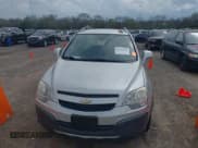 ✅ 2013 Chevrolet Captiva Sport LS • VIN: 3GNFL2EK4DS519503 • Lot: 41951425. Wystawiony na IAAI z przebiegiem 139 302 mil. Bezpłatny archiwum sprzedaży aukcyjnych z USA i szczegółowy raport historii pojazdu na DreamBid. Zdjęcie 6.