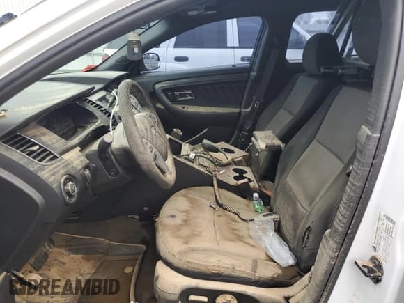 ✅ 2013 Ford Police Interceptor • VIN: 1FAHP2MT3DG196579 • Лот: 84094414. Опубликован ранее на Copart с пробегом Не указан. Бесплатный доступ к архиву аукционных продаж из США и подробный отчёт об истории автомобиля на DreamBid. Изображение 7.