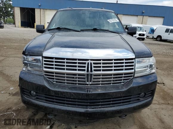 ✅ 2014 Lincoln Navigator • VIN: 5LMJJ2J56EEL07392 • Lot: 65129165. Wystawiony na Copart z przebiegiem 125 313 mil. Bezpłatny archiwum sprzedaży aukcyjnych z USA i szczegółowy raport historii pojazdu na DreamBid. Zdjęcie 5.