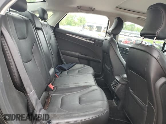 ✅ 2015 Ford Fusion Titanium • VIN: 3FA6P0D90FR233938 • Лот: 55046995. Опубликован ранее на Copart с пробегом 233 054 миль. Бесплатный доступ к архиву аукционных продаж из США и подробный отчёт об истории автомобиля на DreamBid. Изображение 10.