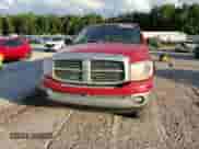 2006 Dodge 1500 Laramie z VIN 1D7HU18266S590856, wystawiony jako Copart lot #70208775 z przebiegiem 210 757 mil mil oraz Szkoda całkowita • Salvage title. Historia ofert i sprzedaży dostępna na DreamBid. Obrazek 13.