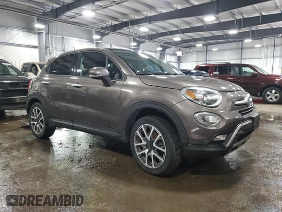 ✅ 2016 FIAT 500X Trekking Plus • VIN: ZFBCFYET0GP427650 • Lot: 46649825. Listed on Copart with 182,666 mi. Free auction sales archive from the USA and detailed vehicle history report at DreamBid. Image 4.