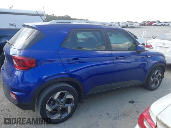 ✅ 2024 Hyundai Venue Limited • VIN: KMHRC8A35RU294647 • Lot: 43206211. Listed on IAAI with 12,260 mi. Free auction sales archive from the USA and detailed vehicle history report at DreamBid. Image 13.