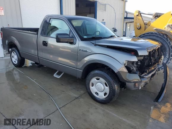 ✅ 2009 Ford F-150 XL • VIN: 1FTRF12W99KA74337 • Lot: 90366805. Listed on Copart with 19,714 mi. Free auction sales archive from the USA and detailed vehicle history report at DreamBid. Image 4.