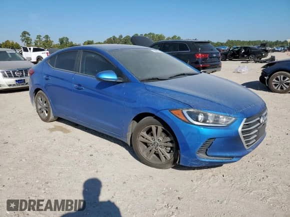 2017 Hyundai Elantra SE with VIN 5NPD84LF4HH209161, listed as a Copart auction lot 84237215 with 104,093 mi miles and Clean title. Bid and sale history available at DreamBid. Image 4.