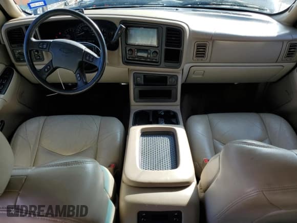 ✅ 2003 Chevrolet Suburban LT • VIN: 3GNEC16ZX3G116760 • Лот: 87426664. Опубликован ранее на Copart с пробегом 172 765 миль. Бесплатный доступ к архиву аукционных продаж из США и подробный отчёт об истории автомобиля на DreamBid. Изображение 8.