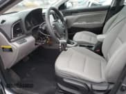 ✅ 2017 Hyundai Elantra Value Edition • VIN: 5NPD84LF3HH065294 • Лот: 89825205. Опубликован ранее на Copart с пробегом 83 372 миль. Бесплатный доступ к архиву аукционных продаж из США и подробный отчёт об истории автомобиля на DreamBid. Изображение 7.