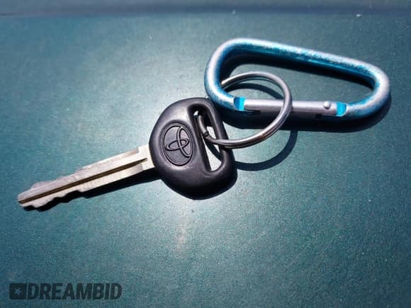 ✅ 1998 Toyota RAV4 • VIN: JT3HP10V8W0194774 • Lot: 42829992. Wystawiony na IAAI z przebiegiem Nie podano. Bezpłatny archiwum sprzedaży aukcyjnych z USA i szczegółowy raport historii pojazdu na DreamBid. Zdjęcie 11.