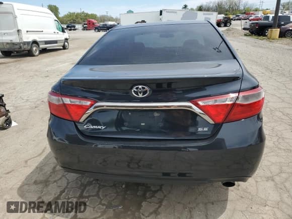 ✅ 2017 Toyota Camry XLE • VIN: 4T1BF1FK7HU418710 • Лот: 55118895. Опубликован ранее на Copart с пробегом 144 768 миль. Бесплатный доступ к архиву аукционных продаж из США и подробный отчёт об истории автомобиля на DreamBid. Изображение 6.