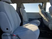 ✅ 2011 Toyota Sienna LE • VIN: 5TDJK3DC6BS004669 • Lot: 87207195. Wystawiony na Copart z przebiegiem 204 081 mil. Bezpłatny archiwum sprzedaży aukcyjnych z USA i szczegółowy raport historii pojazdu na DreamBid. Zdjęcie 11.