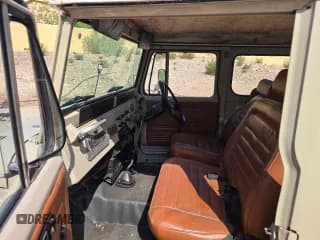 ✅ 1980 Toyota Land Cruiser • VIN: BJ40033995 • Лот: 81700485. Опубликован ранее на Copart с пробегом 10 921 миль. Бесплатный доступ к архиву аукционных продаж из США и подробный отчёт об истории автомобиля на DreamBid. Изображение 5.
