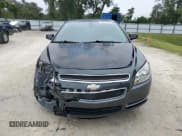✅ 2012 Chevrolet Malibu 1LT • VIN: 1G1ZC5E02CF242013 • Lot: 90316435. Wystawiony na Copart z przebiegiem Nie podano. Bezpłatny archiwum sprzedaży aukcyjnych z USA i szczegółowy raport historii pojazdu na DreamBid. Zdjęcie 5.