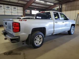 ✅ 2019 Chevrolet Silverado 1500 LT • VIN: 2GCVKPEC3K1123407 • Lot: 89509185. Wystawiony na Copart z przebiegiem 192 193 mil. Bezpłatny archiwum sprzedaży aukcyjnych z USA i szczegółowy raport historii pojazdu na DreamBid. Zdjęcie 3.
