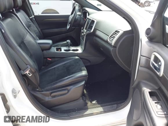 ✅ 2015 Jeep Grand Cherokee Laredo • VIN: 1C4RJEAG7FC104893 • Lot: 43009030. Listed on IAAI with 128,500 mi. Free auction sales archive from the USA and detailed vehicle history report at DreamBid. Image 5.