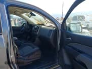 ✅ 2018 Chevrolet Colorado 4WD Z71 • VIN: 1GCGTDEN9J1238779 • Лот: 43246372. Опубликован ранее на IAAI с пробегом Не указан. Бесплатный доступ к архиву аукционных продаж из США и подробный отчёт об истории автомобиля на DreamBid. Изображение 5.