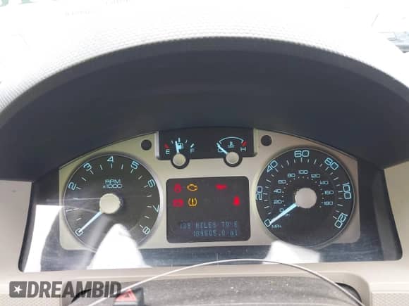 2010 Mercury Mariner с VIN 4M2CN8B72AKJ13326, выставлен на аукционе IAAI как лот 42284718 с пробегом 189 505 миль миль и . История ставок и продаж доступна на DreamBid. Изображение 7.