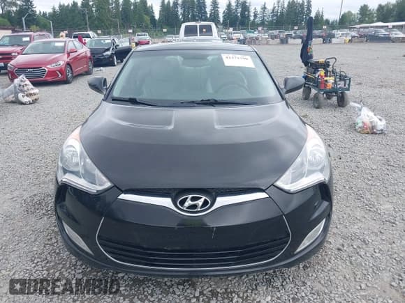 ✅ 2012 Hyundai Veloster w/Gray Int • VIN: KMHTC6AD4CU062034 • Lot: 42371790. Wystawiony na IAAI z przebiegiem 116 861 mil. Bezpłatny archiwum sprzedaży aukcyjnych z USA i szczegółowy raport historii pojazdu na DreamBid. Zdjęcie 12.
