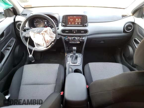 ✅ 2020 Hyundai Kona SEL • VIN: KM8K2CAA7LU498489 • Лот: 67074293. Опубликован ранее на Copart с пробегом 22 847 миль. Бесплатный доступ к архиву аукционных продаж из США и подробный отчёт об истории автомобиля на DreamBid. Изображение 8.