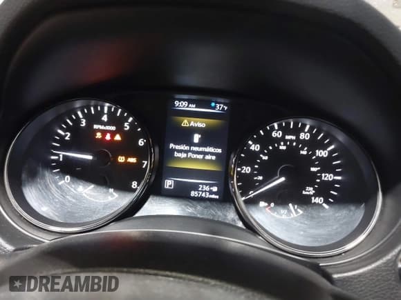 ✅ 2017 Nissan Rogue S • VIN: JN1BJ1CR4HW122040 • Lot: 41331168. Listed on IAAI with 85,743 mi. Free auction sales archive from the USA and detailed vehicle history report at DreamBid. Image 7.