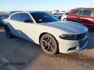 ✅ 2022 Dodge Charger SXT • VIN: 2C3CDXBG7NH120339 • Lot: 43514743. Wystawiony na IAAI z przebiegiem 67 972 mil. Bezpłatny archiwum sprzedaży aukcyjnych z USA i szczegółowy raport historii pojazdu na DreamBid. Zdjęcie 1.